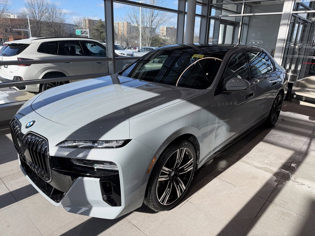 New 2026 BMW 760i xDrive w/ Executive Package image 3