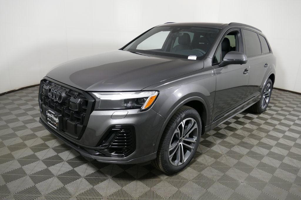 Used 2026 Audi Q7 2.0T Premium w/ Convenience Plus Package AWD/4WD image 3