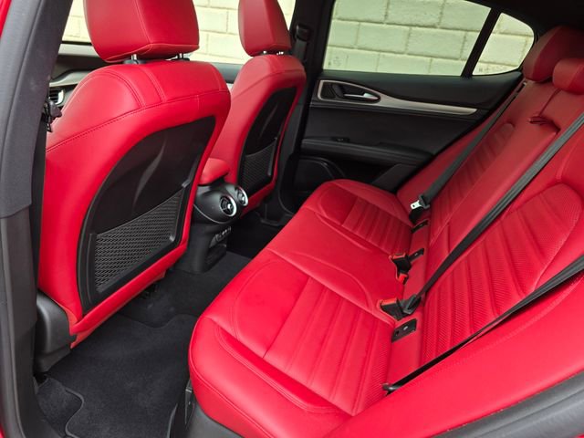Used 2024 Alfa Romeo Stelvio Veloce AWD/4WD image 39
