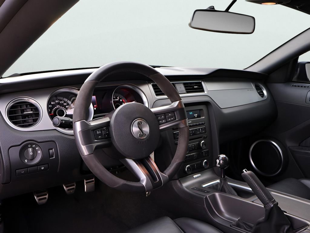 Used 2013 Ford Mustang Shelby GT500 image 22