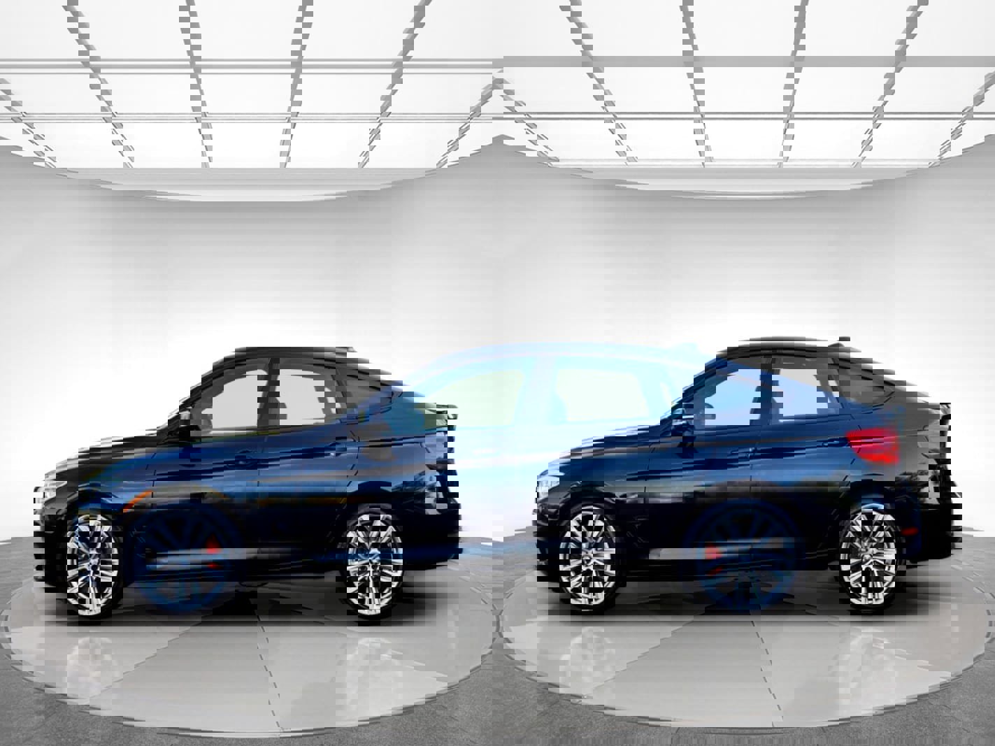 Used 2015 BMW 335i Gran Turismo xDrive image 5