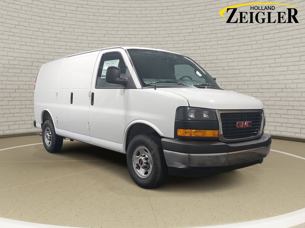 New 2026 GMC Savana 2500 w/ Driver Convenience Package RWD image 3
