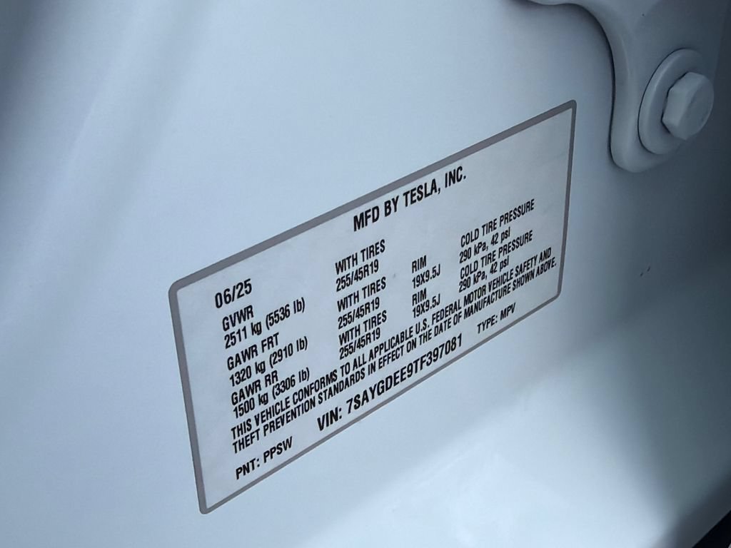 Used 2026 Tesla Model Y Long Range AWD/4WD image 33