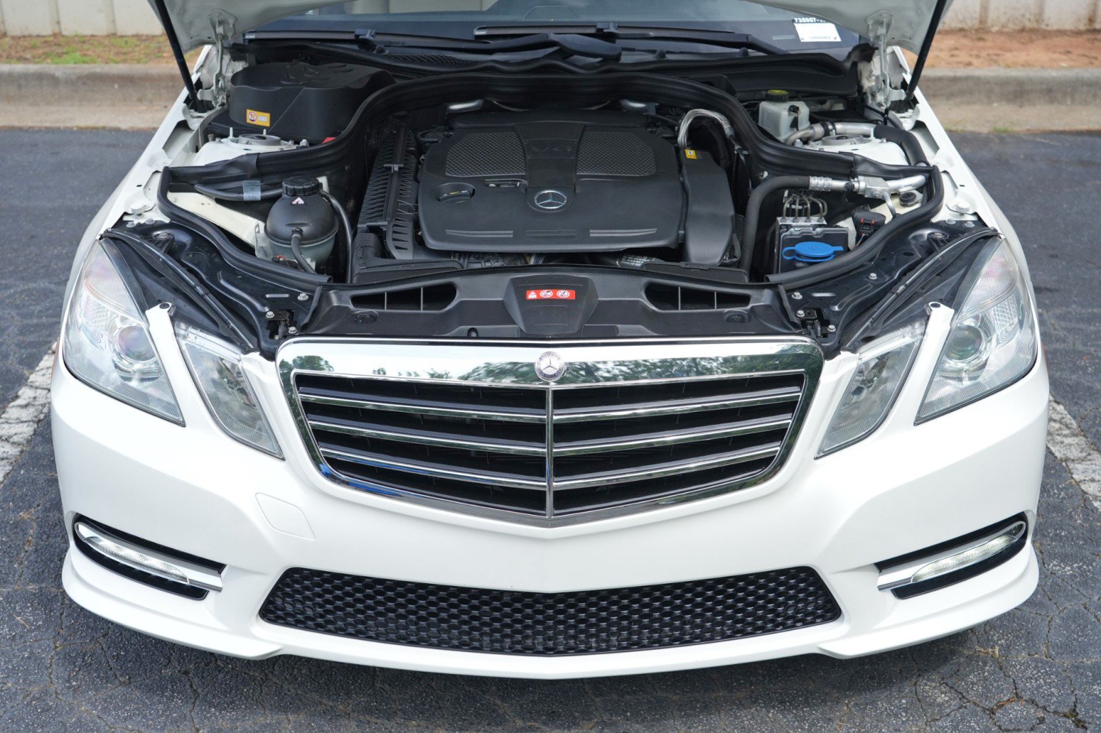 Used 2013 Mercedes-Benz E 350 Sedan image 7