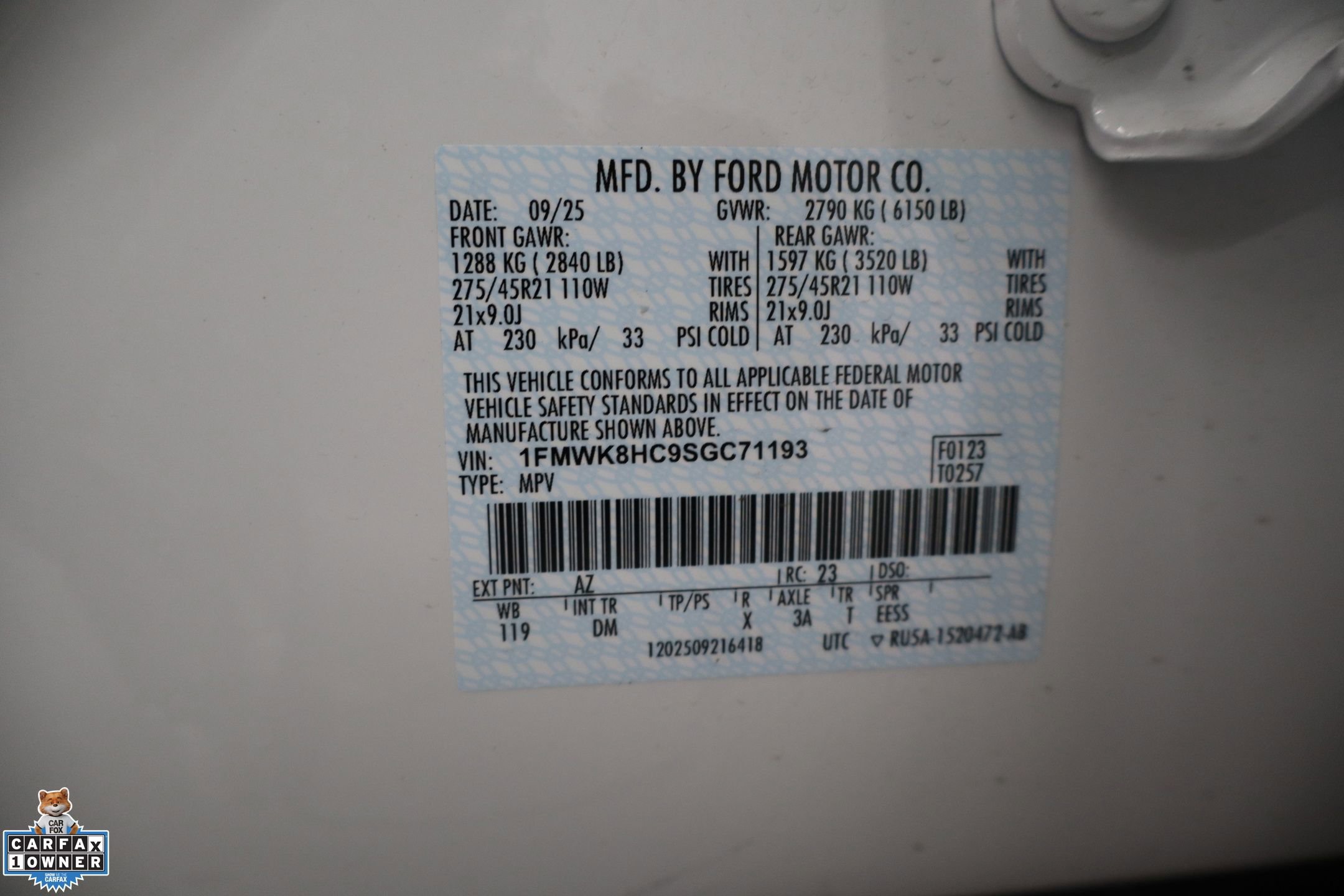 Used 2025 Ford Explorer Platinum w/ Ultimate Package image 34