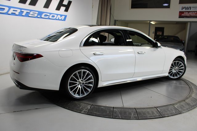 Used 2023 Mercedes-Benz S 500 4MATIC w/ AMG Line image 5