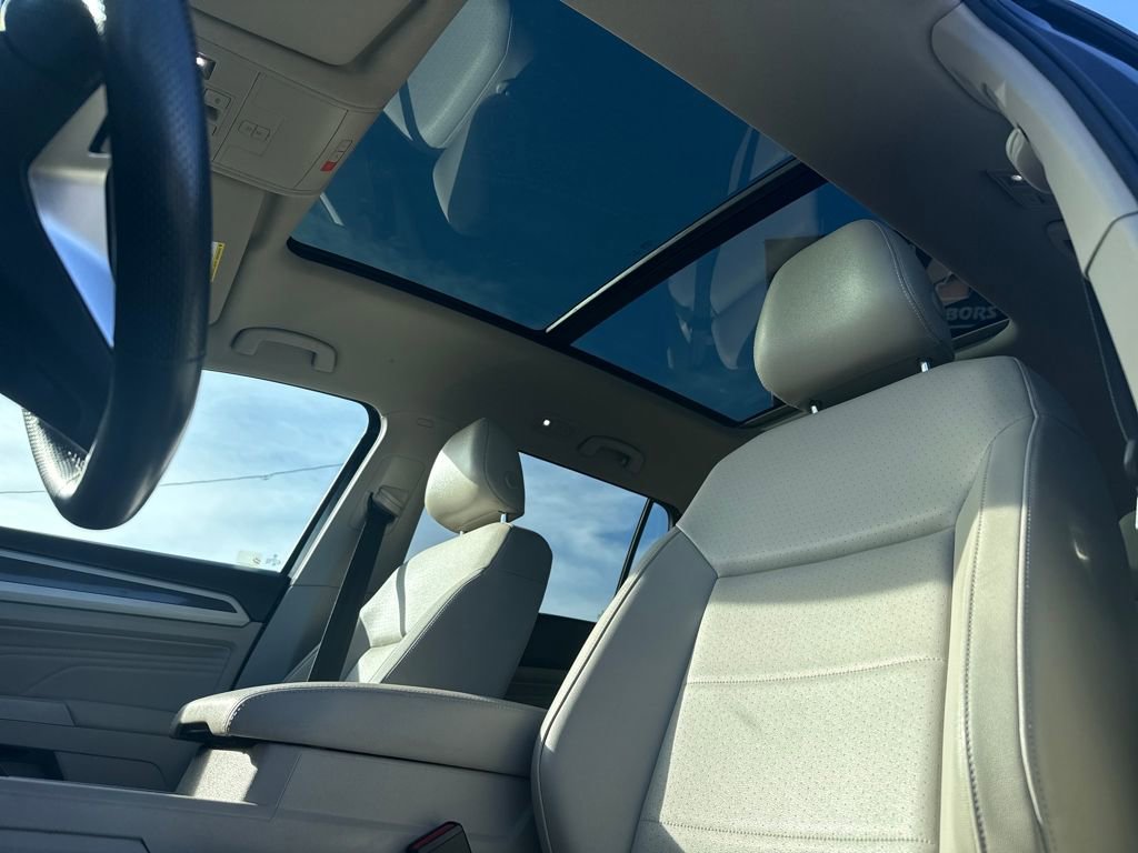 Used 2021 Volkswagen Atlas SE w/ Panoramic Sunroof Package image 82