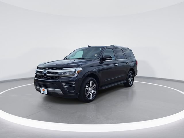 Used 2024 Ford Expedition Limited AWD/4WD image 3