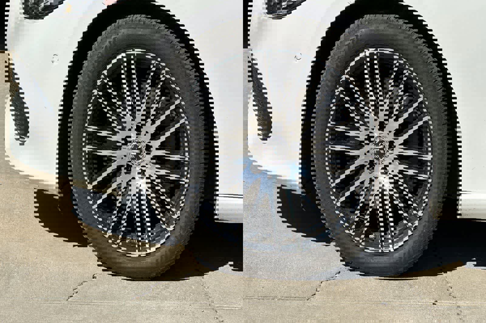 Used 2024 Mercedes-Benz C 300 Sedan image 25