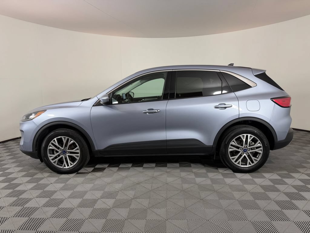 Used 2022 Ford Escape SEL w/ Technology Package AWD/4WD image 6
