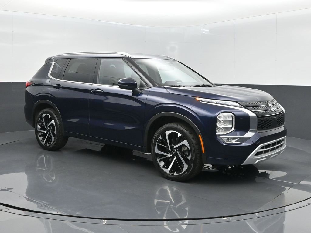 Used 2024 Mitsubishi Outlander SEL image 28