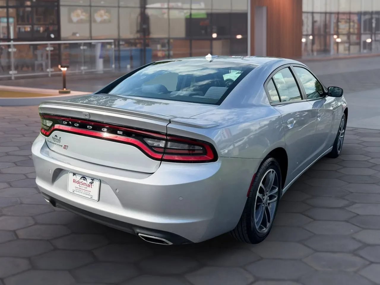 Used 2019 Dodge Charger SXT AWD/4WD image 10