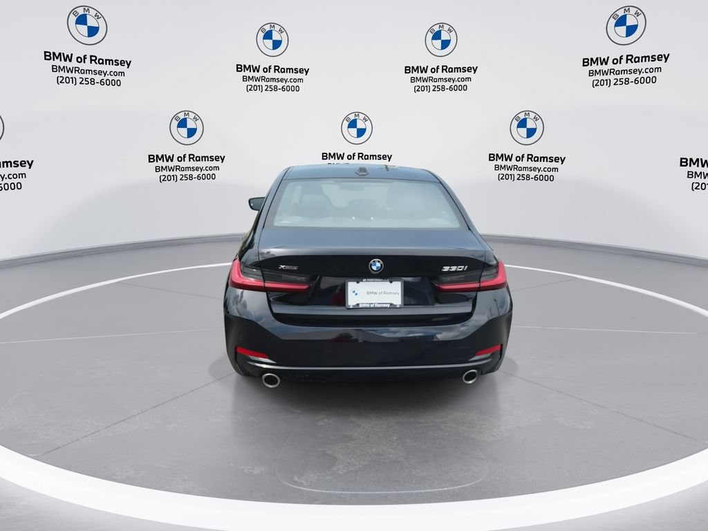 Used 2026 BMW 330i xDrive Sedan w/ Premium Package AWD/4WD image 7