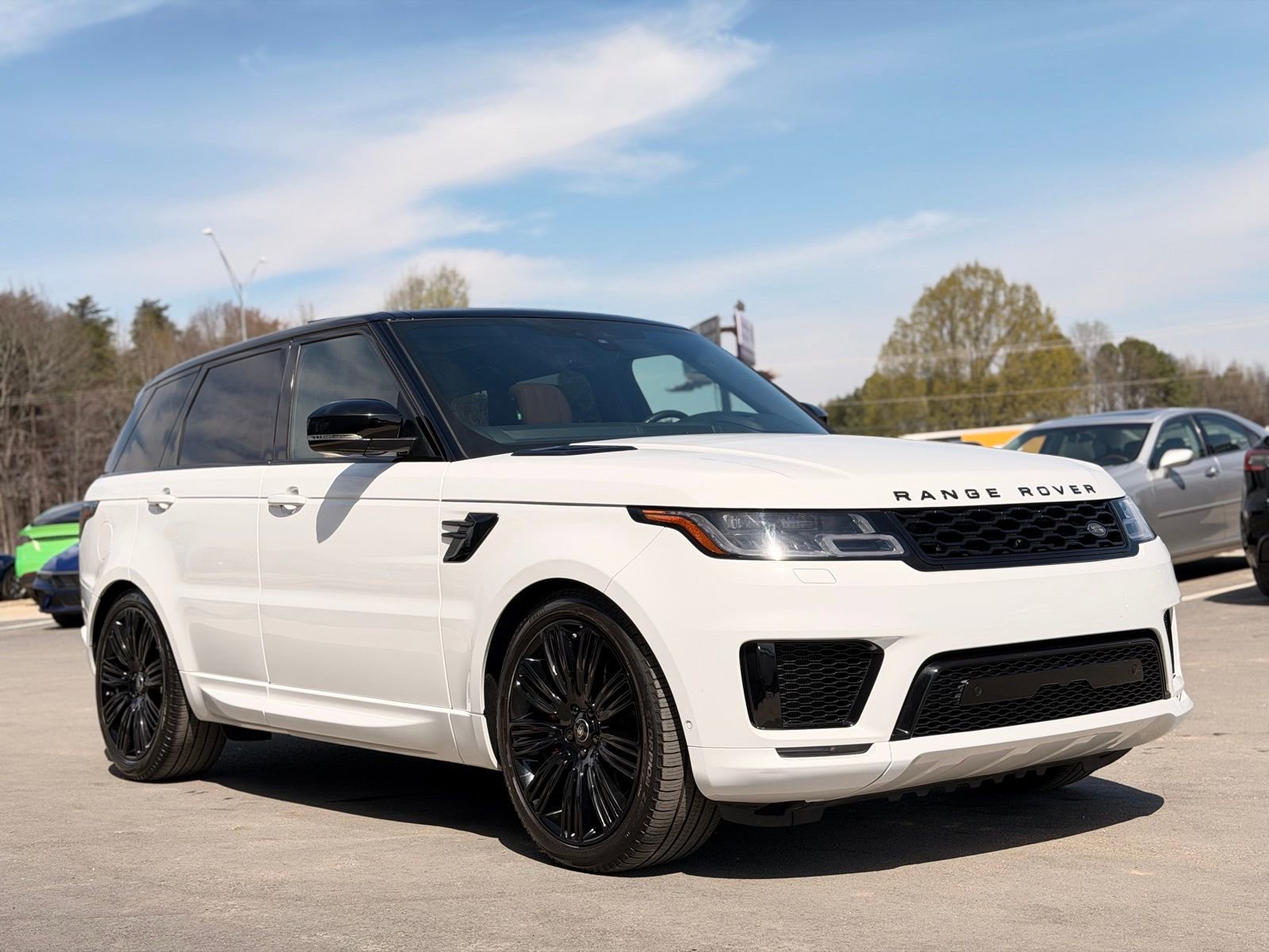 Used 2020 Land Rover Range Rover Sport HSE Dynamic image 4