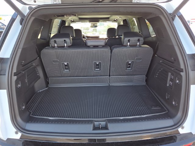 New 2027 GMC Acadia Denali Ultimate w/ LPO, Floor Liner Package AWD/4WD image 21