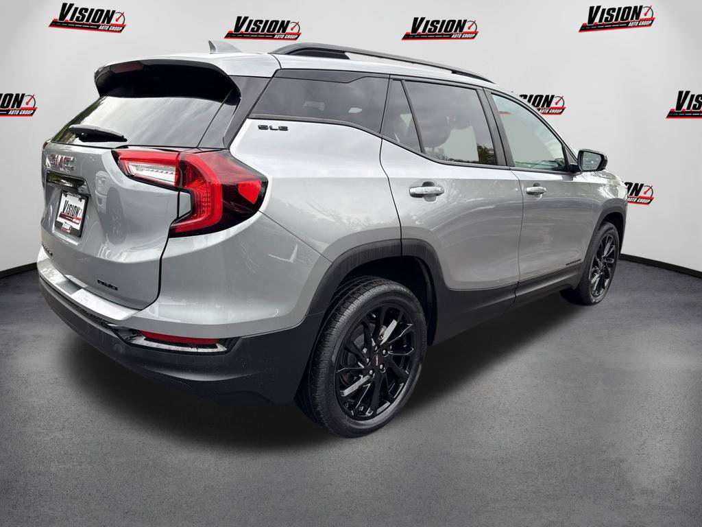 Used 2023 GMC Terrain SLE w/ Driver Convenience Package AWD/4WD image 5