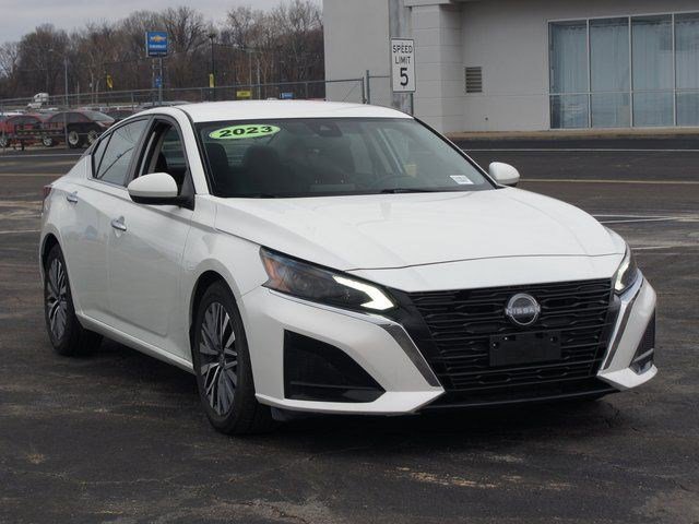 Used 2023 Nissan Altima 2.5 SV image 21