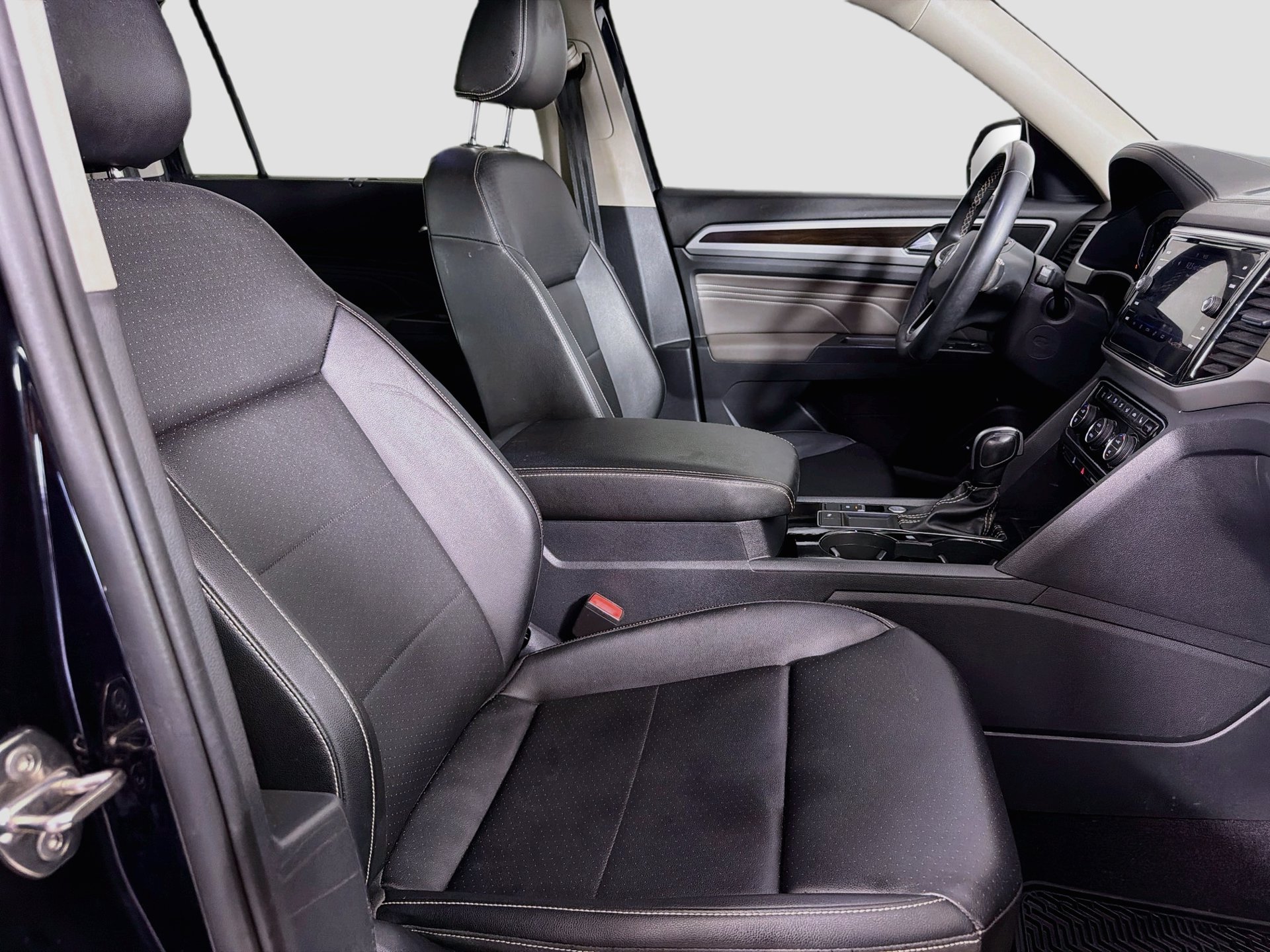 Certified 2023 Volkswagen Atlas SE w/ Panoramic Sunroof Package FWD image 28