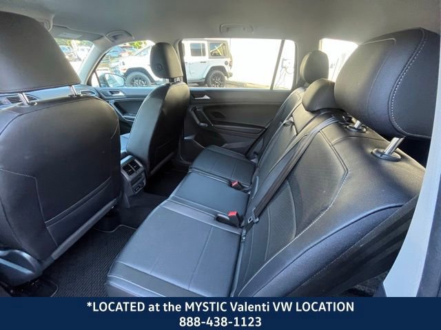 Used 2020 Volkswagen Tiguan SE image 12