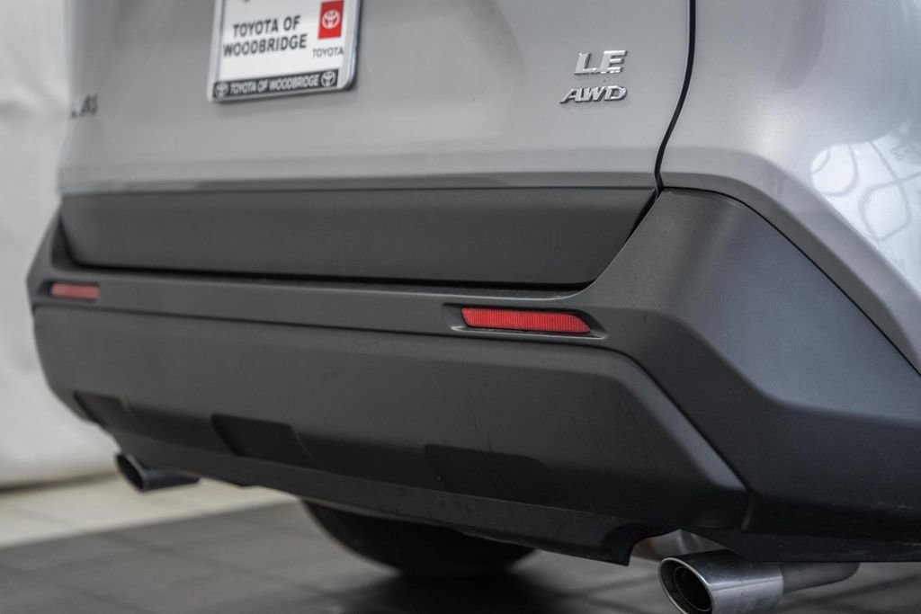 Used 2025 Toyota RAV4 LE image 8