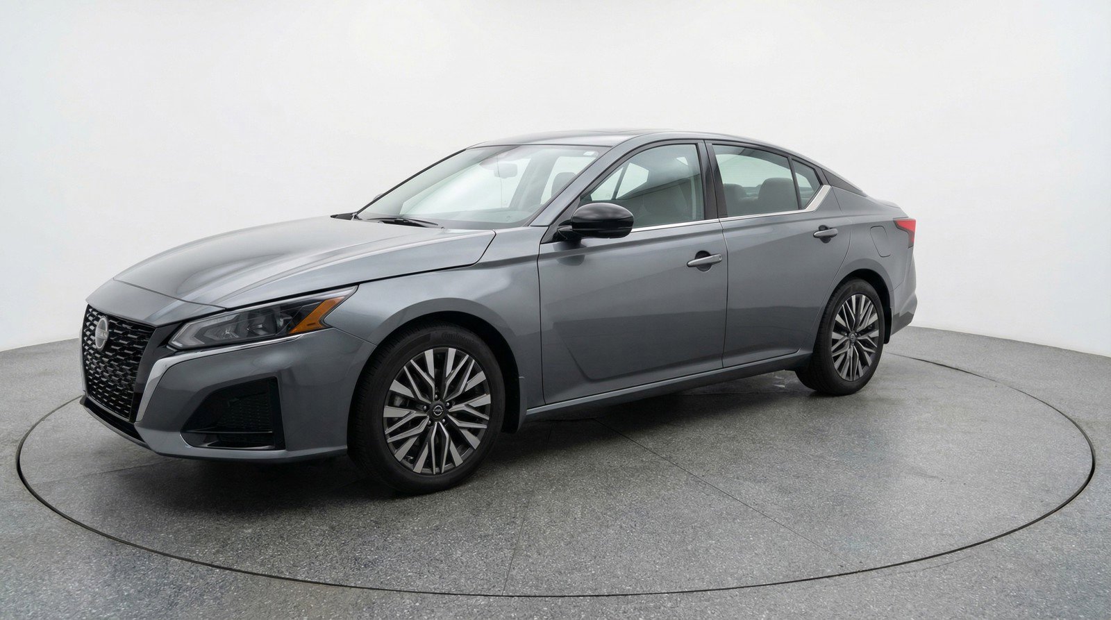 Used 2025 Nissan Altima 2.5 SV image 3