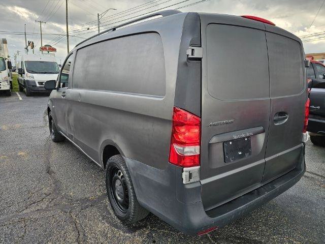 Used 2016 Mercedes-Benz Metris image 7