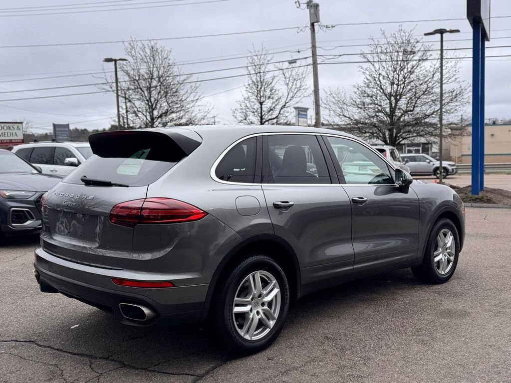 Used 2017 Porsche Cayenne image 6