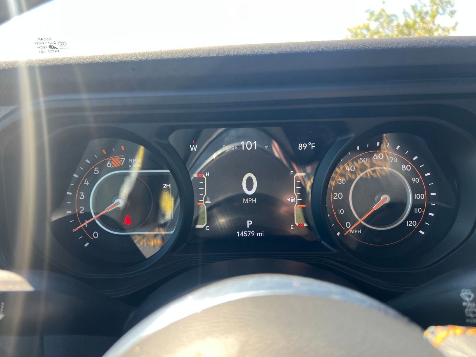 Used 2025 Jeep Wrangler Sahara image 40