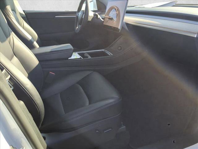 Used 2023 Tesla Model Y Long Range image 19