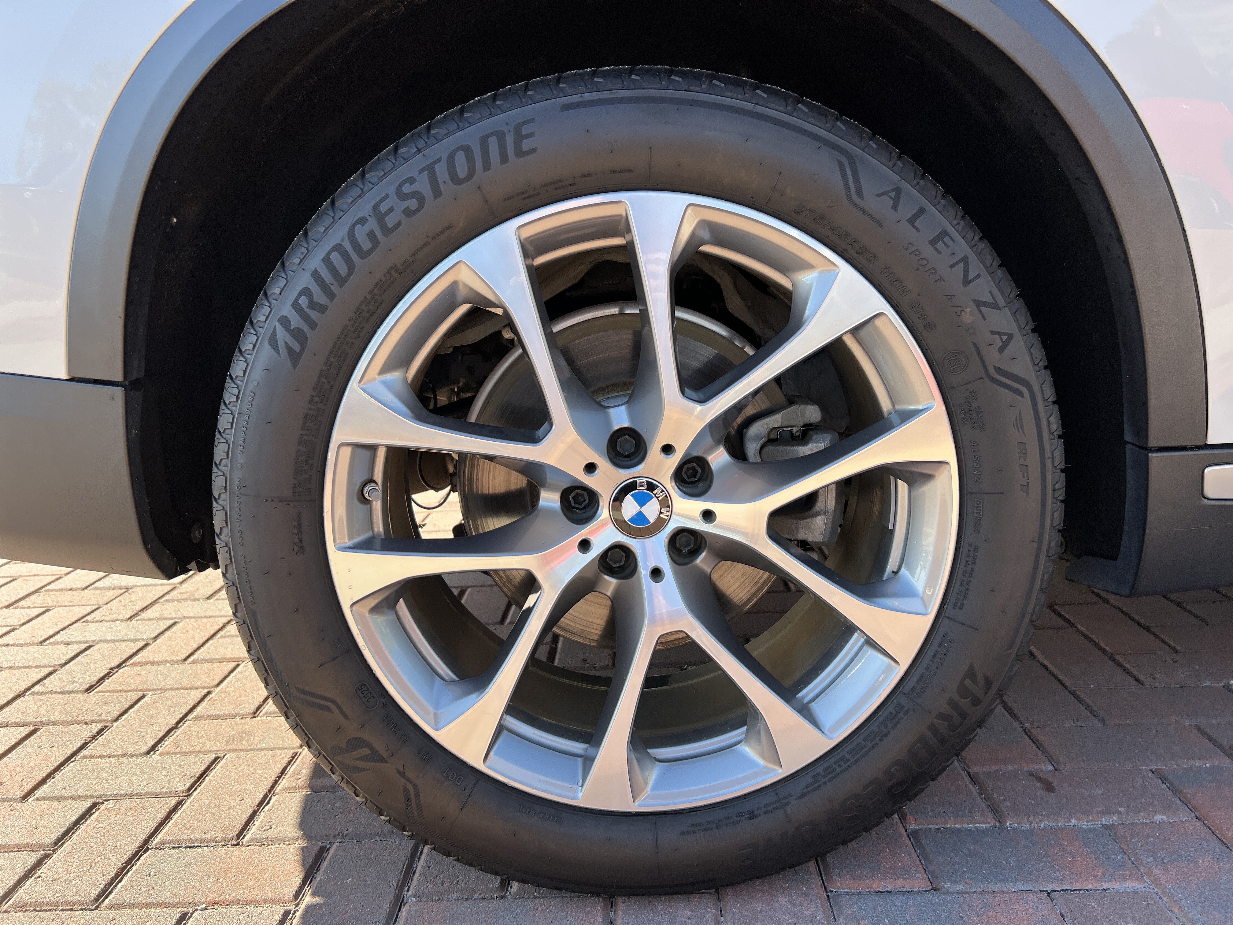 Used 2019 BMW X5 xDrive40i w/ Premium Package 2 AWD/4WD image 13