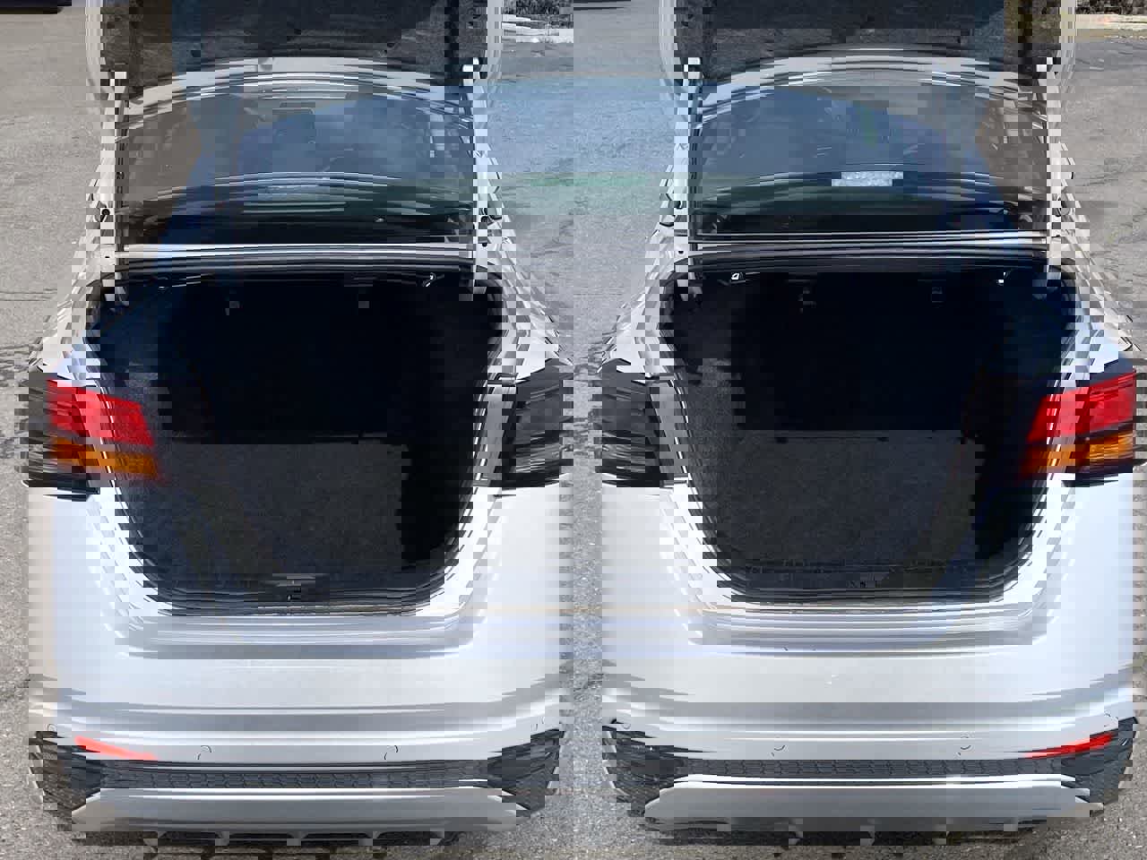 Used 2024 Nissan Altima 2.5 SV image 21