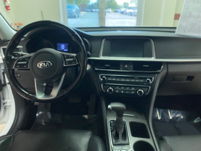 Used 2020 Kia Optima SE image 23