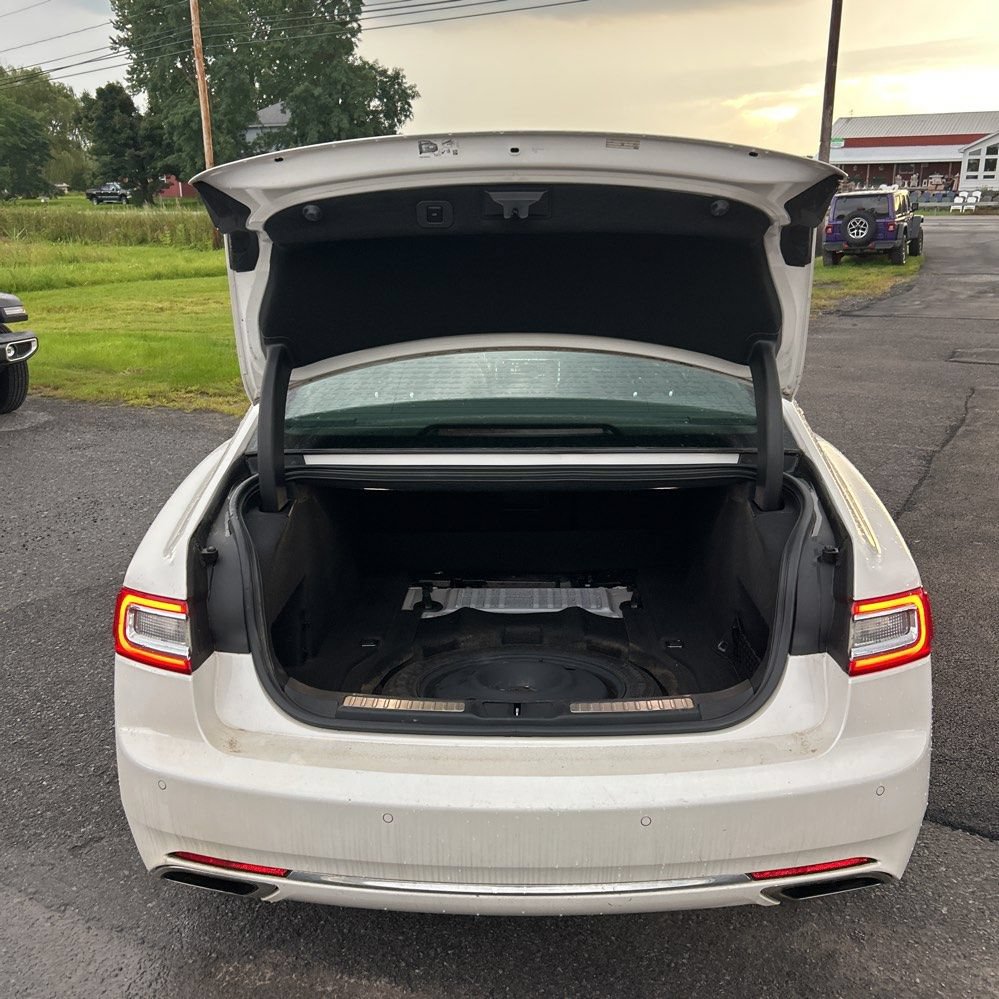 Used 2018 Lincoln Continental Reserve AWD/4WD image 18