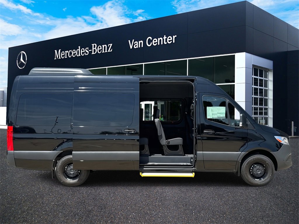 New 2025 Mercedes-Benz Sprinter 2500 image 2