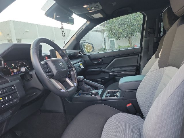 Used 2025 Toyota 4Runner TRD Off-Road AWD/4WD image 11