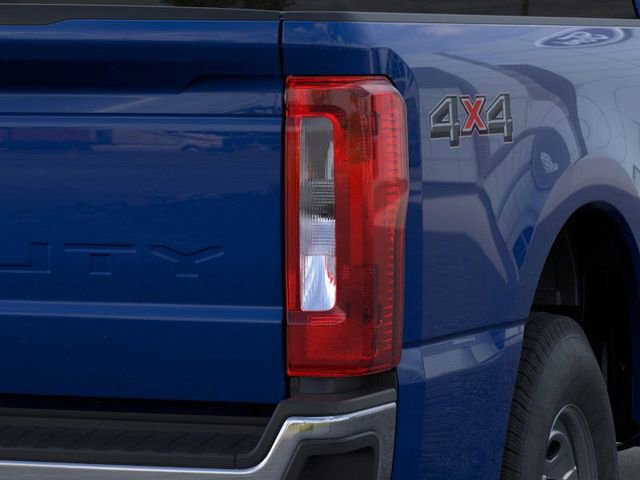 New 2026 Ford F250 XL w/ XL Chrome Package image 21