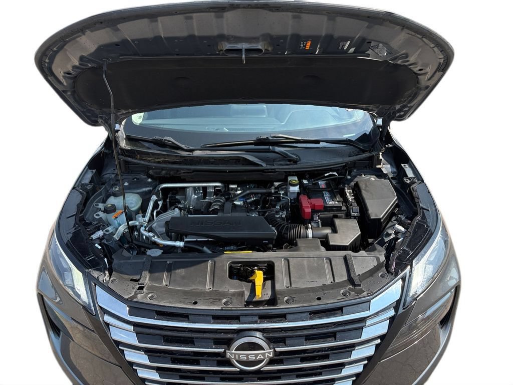 Used 2024 Nissan Rogue S FWD image 18