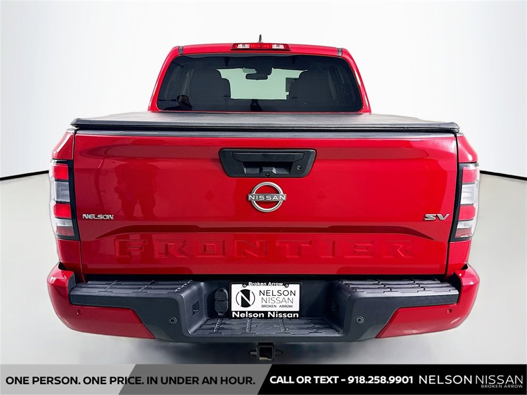 Used 2022 Nissan Frontier SV w/ Technology Package image 6