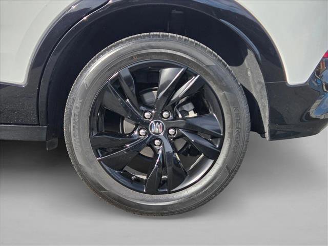Used 2024 Buick Encore GX Sport Touring image 22