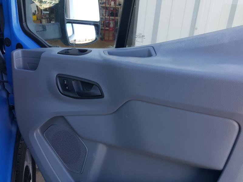 Used 2018 Ford Transit 250 148 Medium Roof image 21