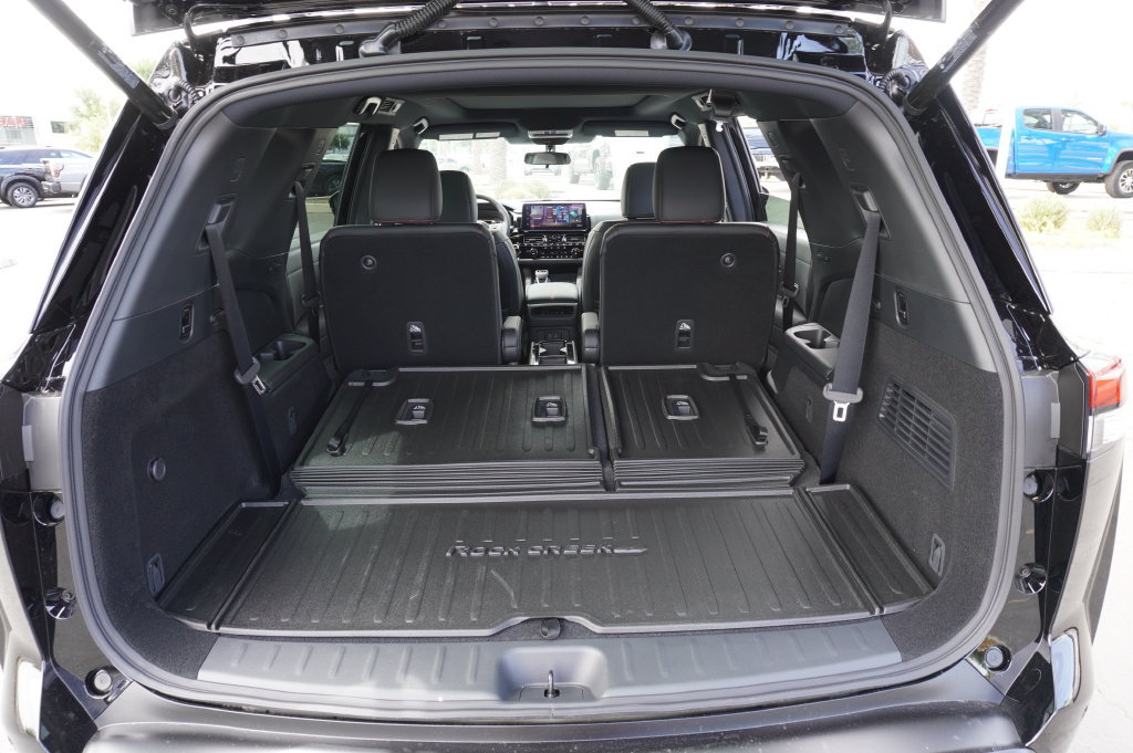New 2026 Nissan Pathfinder Rock Creek w/ Rock Creek Premium Package AWD/4WD image 8