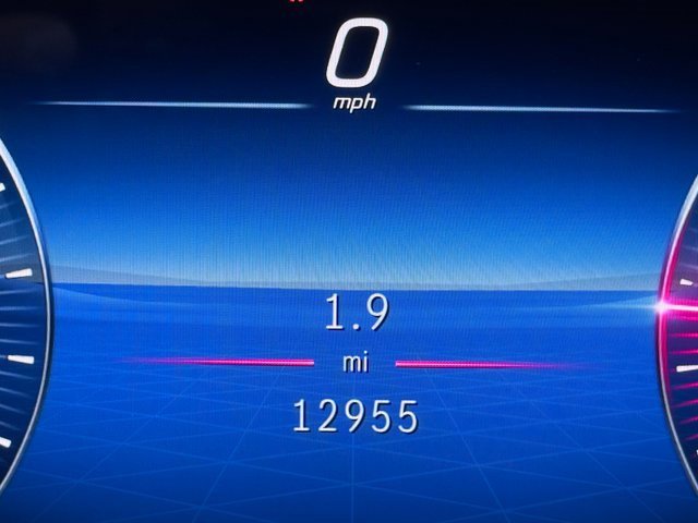 Used 2024 Mercedes-Benz GLE 450 4MATIC image 16