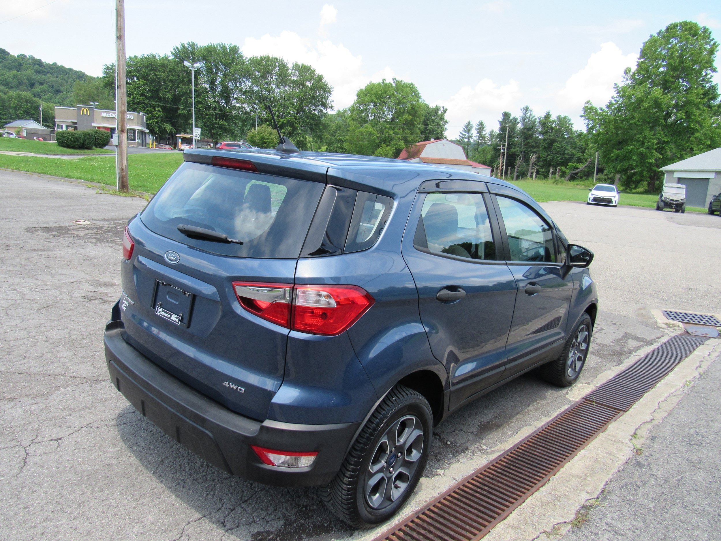 Used 2021 Ford EcoSport S AWD/4WD image 6