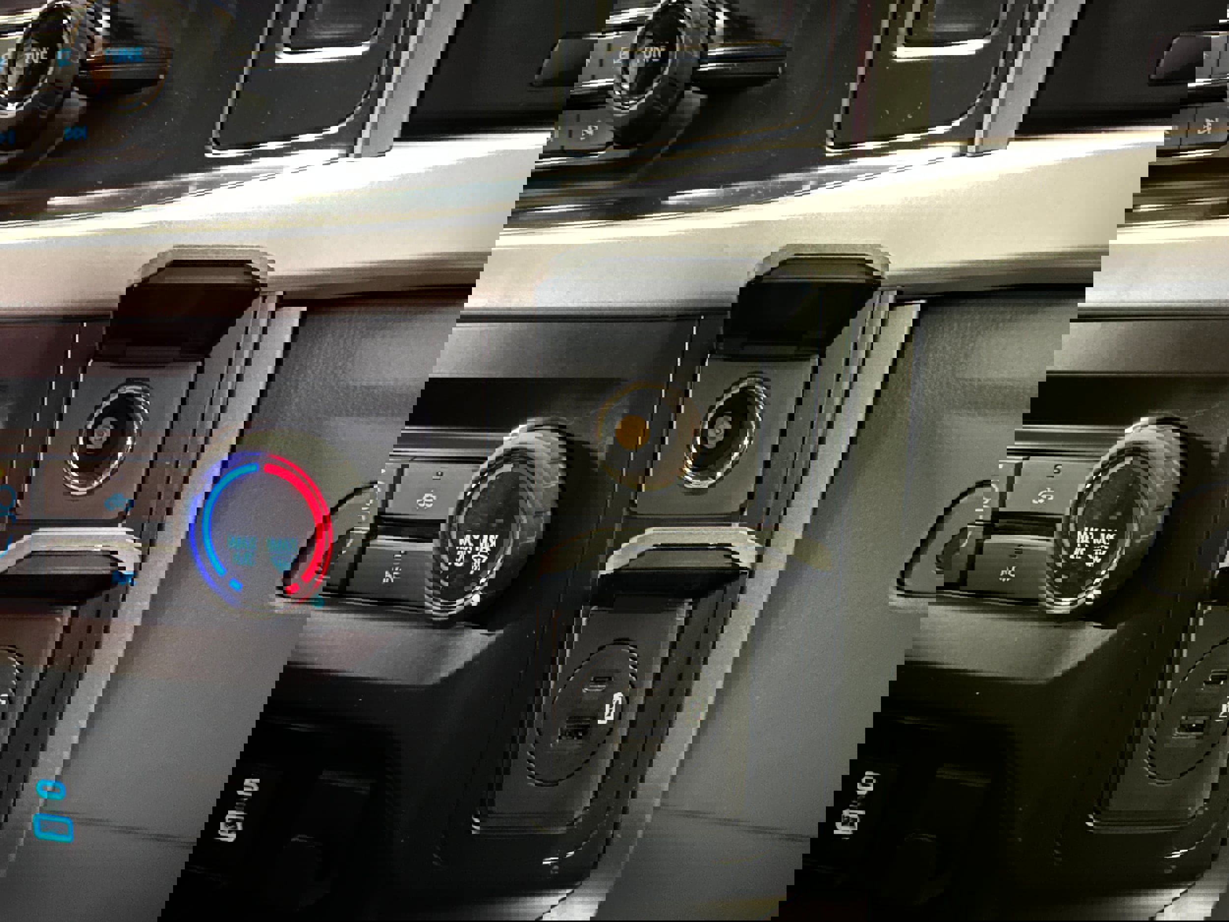 Certified 2023 Ford F150 XLT w/ Trailer Tow Package image 21