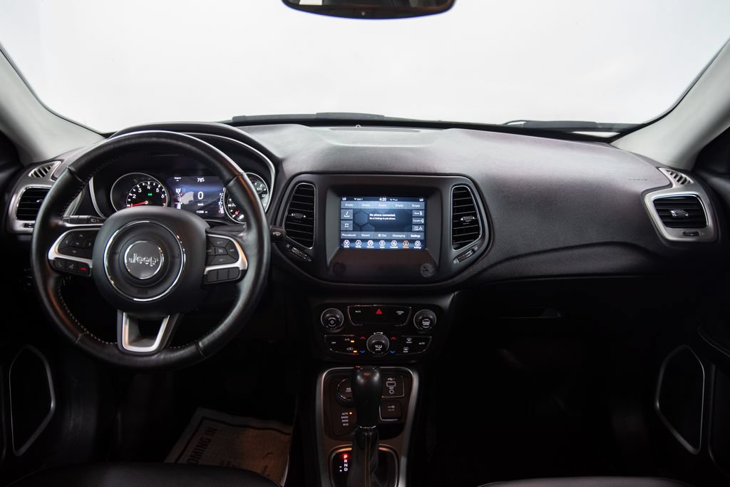 Used 2021 Jeep Compass Latitude w/ Convenience Group AWD/4WD image 17