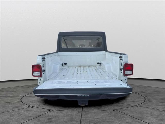 Used 2023 Jeep Gladiator Sport AWD/4WD image 7