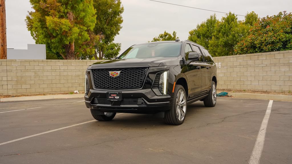 New 2026 Cadillac Escalade ESV Platinum Sport AWD/4WD image 2