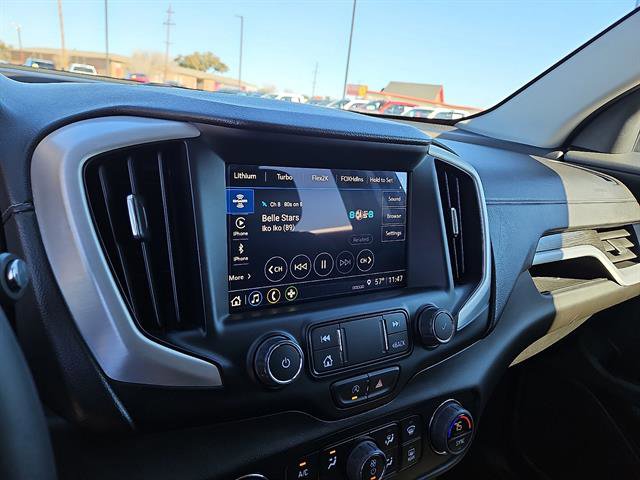 Used 2023 GMC Terrain SLT w/ Tech Package image 16