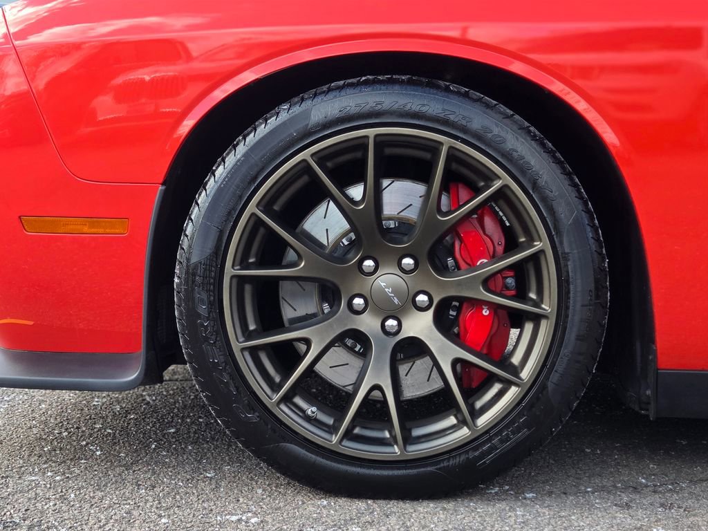 Used 2016 Dodge Challenger SRT Hellcat image 11