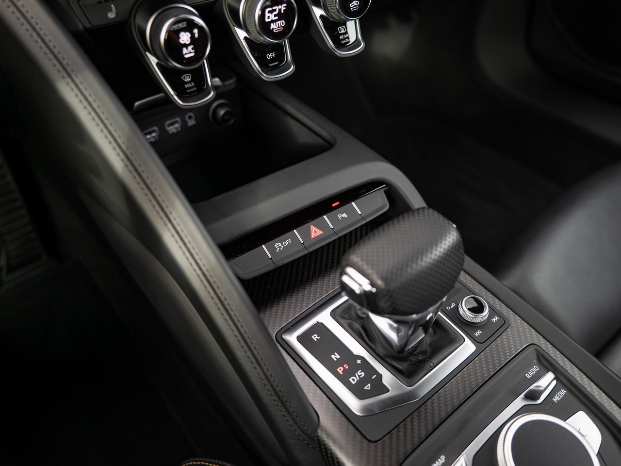 Used 2017 Audi R8 V10 plus image 25